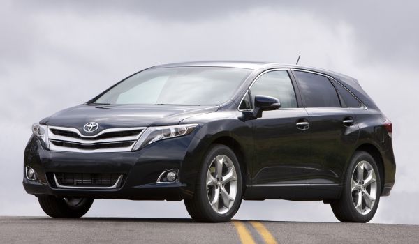 Toyota VENZA Сборка Япония, выпуск 2013 года)